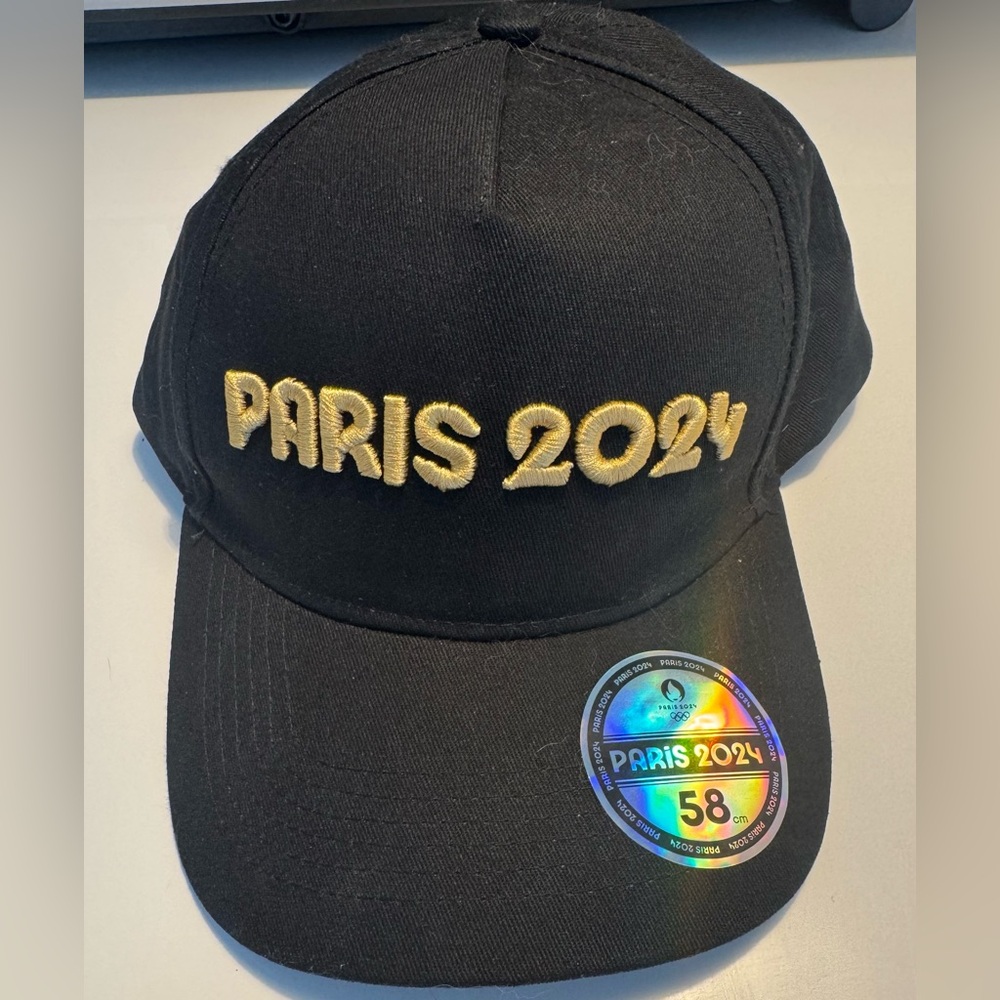 Official Paris 2024 Olympics Hat Size L in Black & Gold. Never worn with tags!